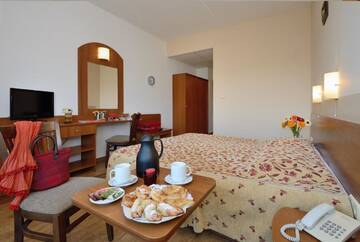 Фотографии Отель Augusta SPA Hotel г. Хисаря (Болгария) №3 Фото Отель Augusta SPA Hotel г. Хисаря 3