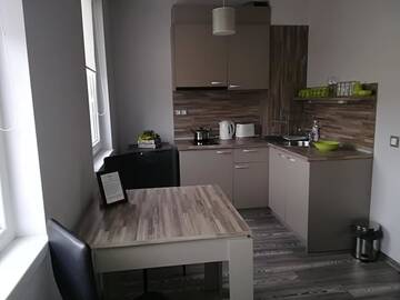 Фото номера Апартаменты с 1 спальней и балконом Апарт-отели Astoria Aparthotel г. Хисаря 32