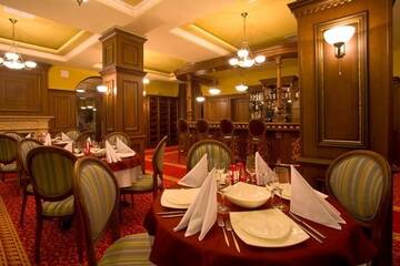 Фотографии Отель Hotel Chinar г. Хисаря (Болгария) №2 Фото Отель Hotel Chinar г. Хисаря 2