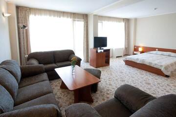 Фото номера Номер-студио с балконом Отель Hissar Spa Hotel г. Хисаря 4